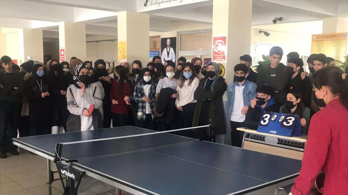 Okulumuzda düzenlenen sınıflararası masa tenisi turnuvasının sonuna gelindi.